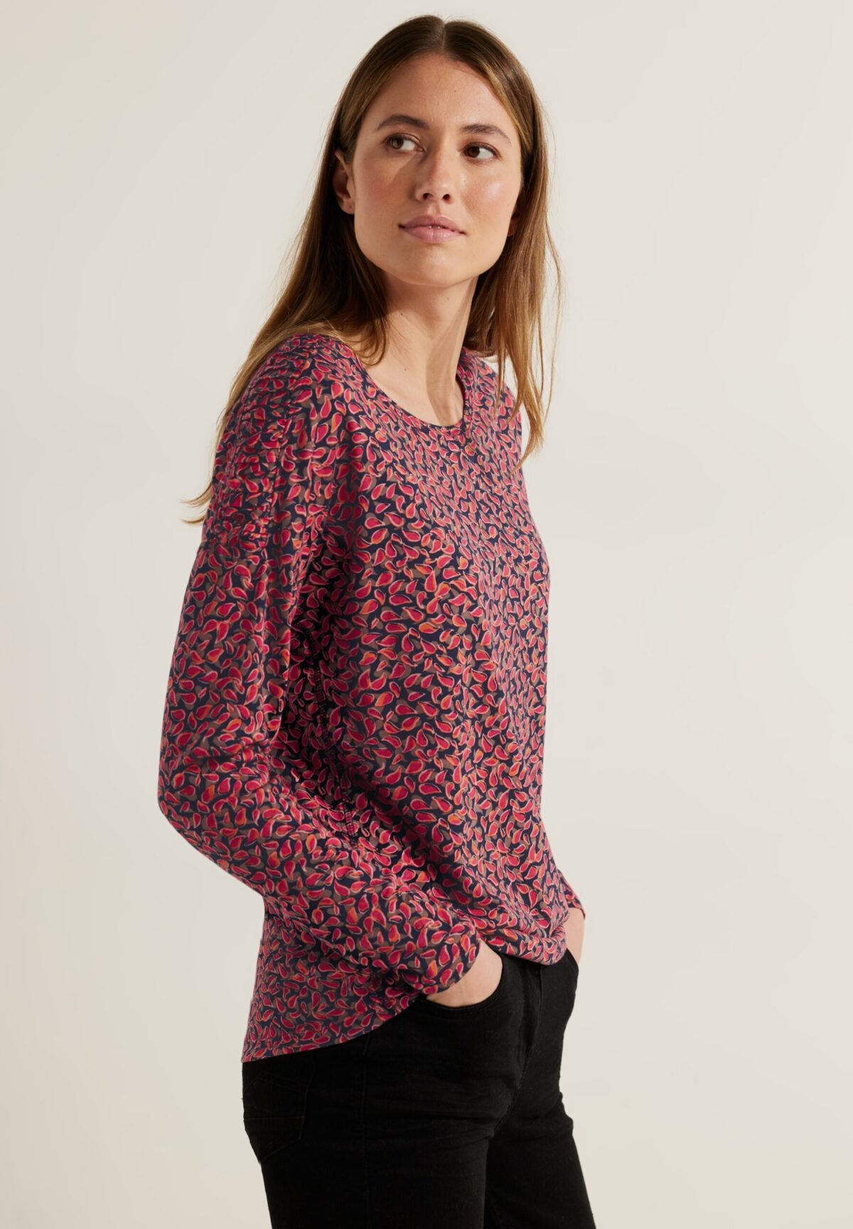CECIL AOP Paisley gathered Shoulder – Bild 1