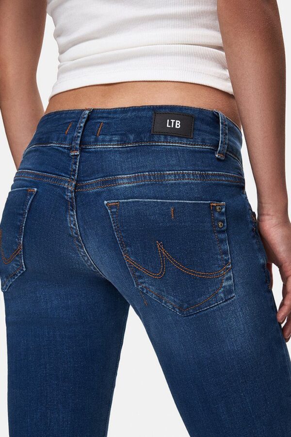 LTB Jeans MOLLY Heal Wash – Bild 3