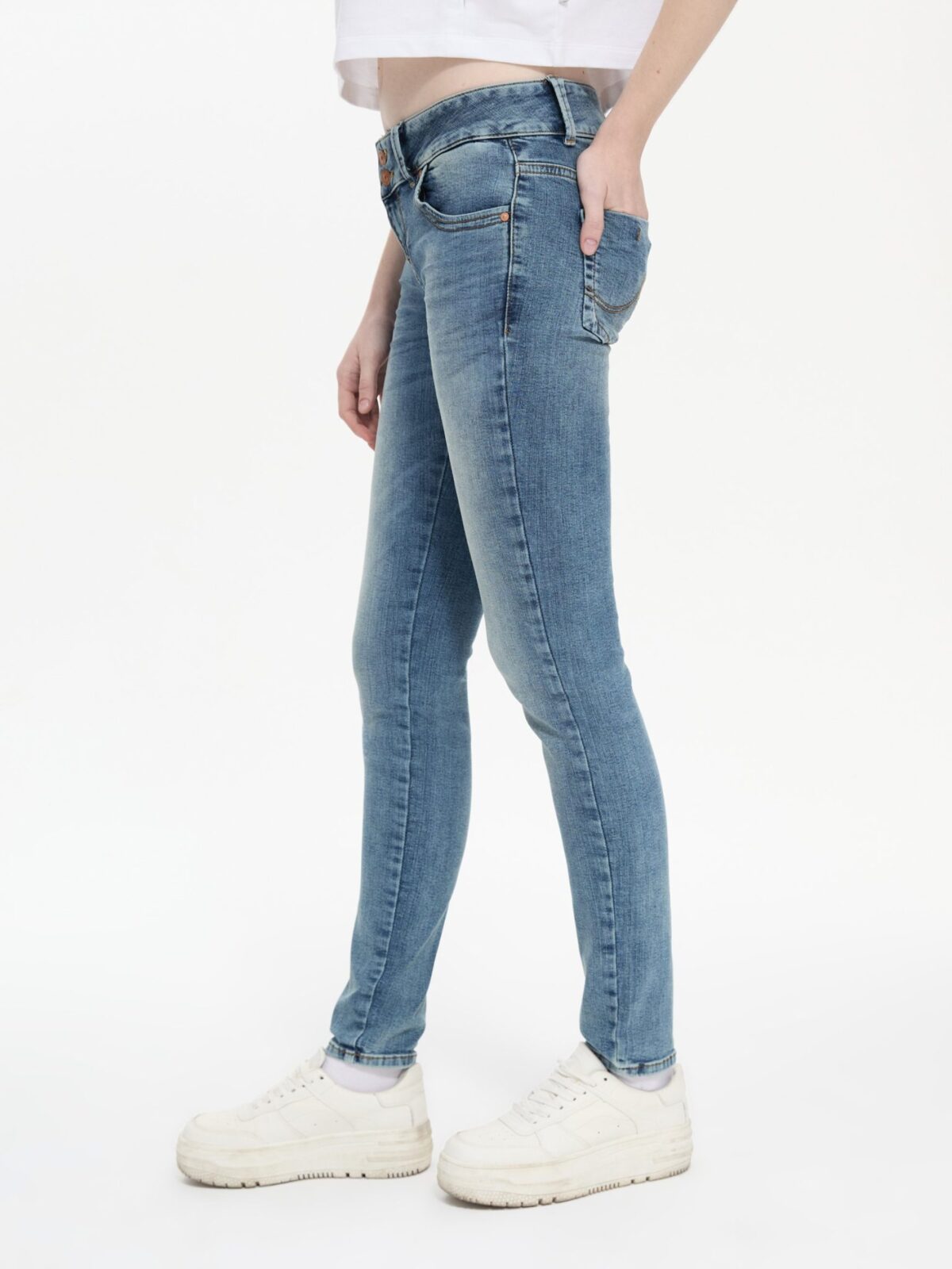 LTB Jeans MOLLY M Yule Wash – Bild 7