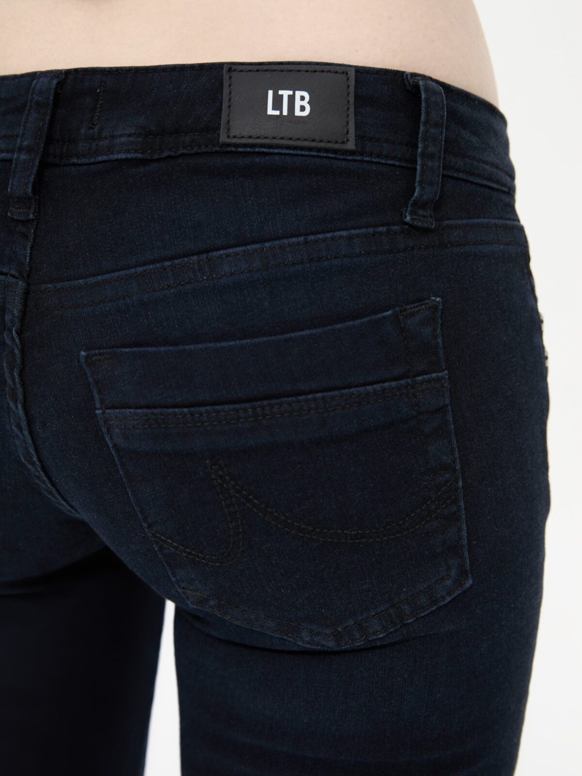 LTB Jeans VALERIE Camenta Wash – Bild 5