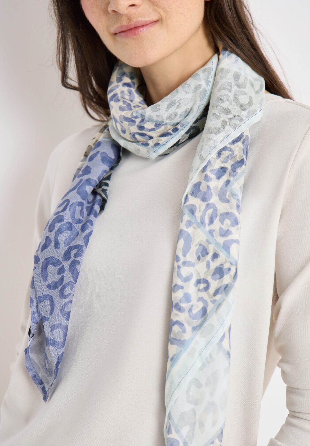 CECIL O_Print And Burnout Cloth – Bild 4