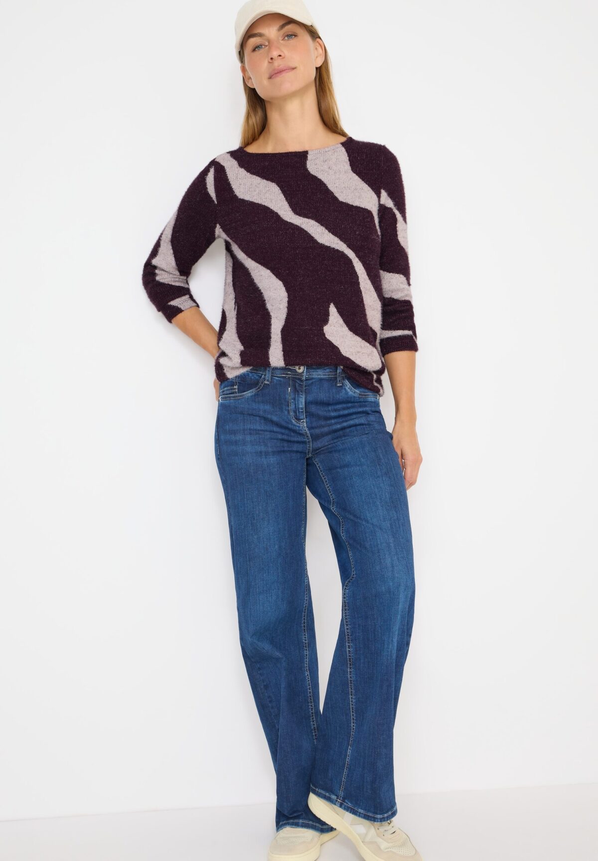 CECIL TOS Big AOP Feather Yarn T-Shi – Bild 2