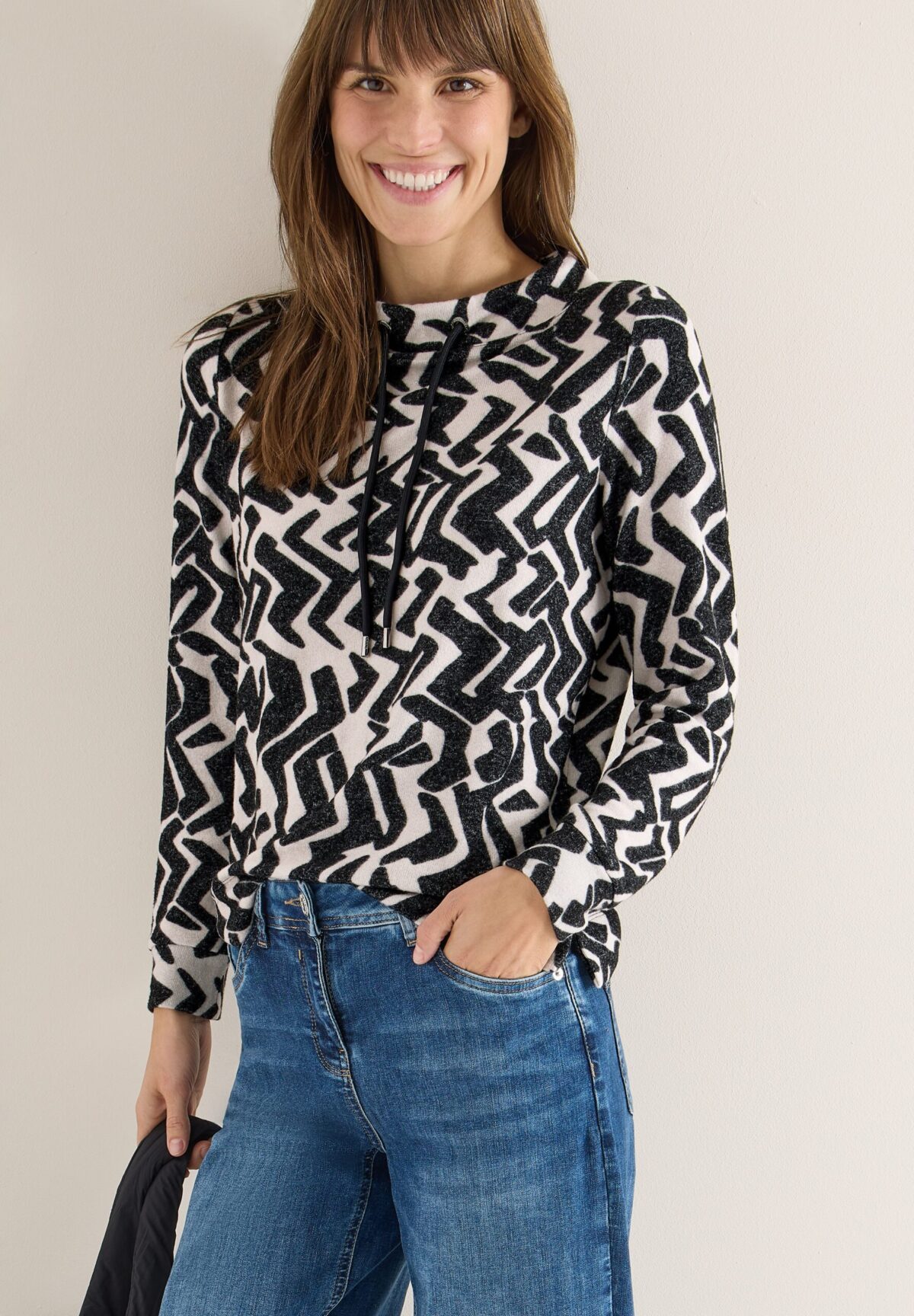 CECIL TOS Cosy AOP Funnel Neck – Bild 2