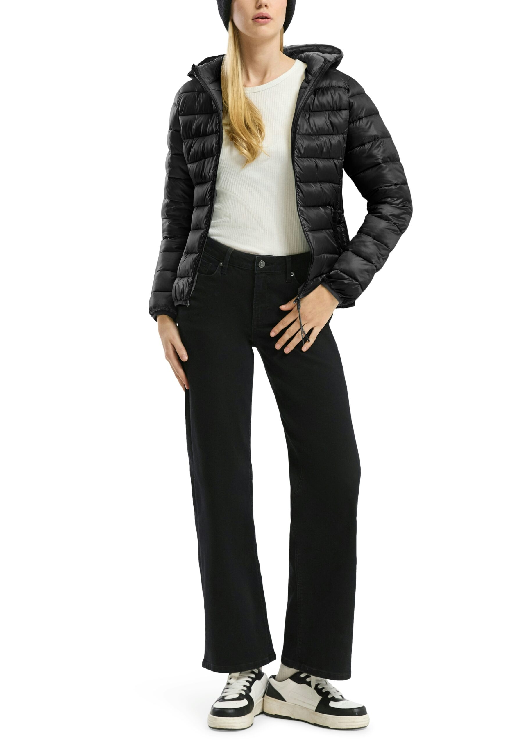 q_s_outdoor_jacke_21_713_93_9999_1117.jpg Q/S Outdoor-Jacke – Bild 1
